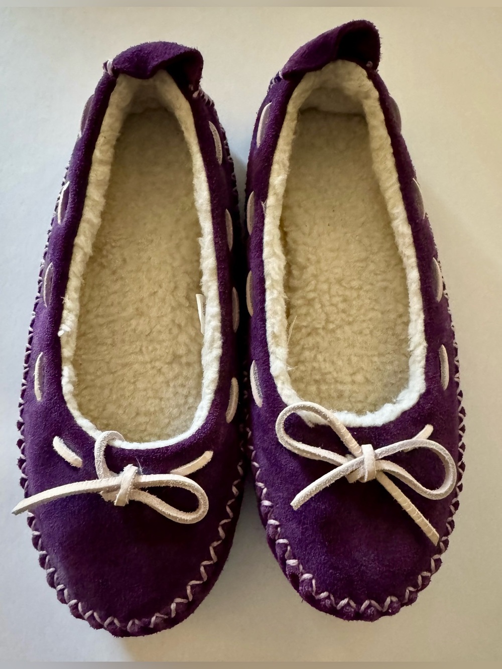 Women’s LLBean size 7 NWOT purple winter lined slippers